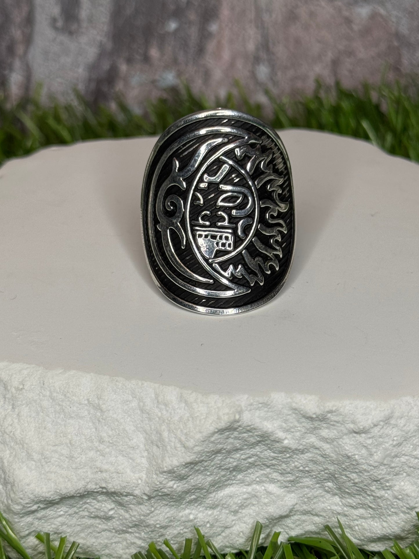 Eclipse Ring