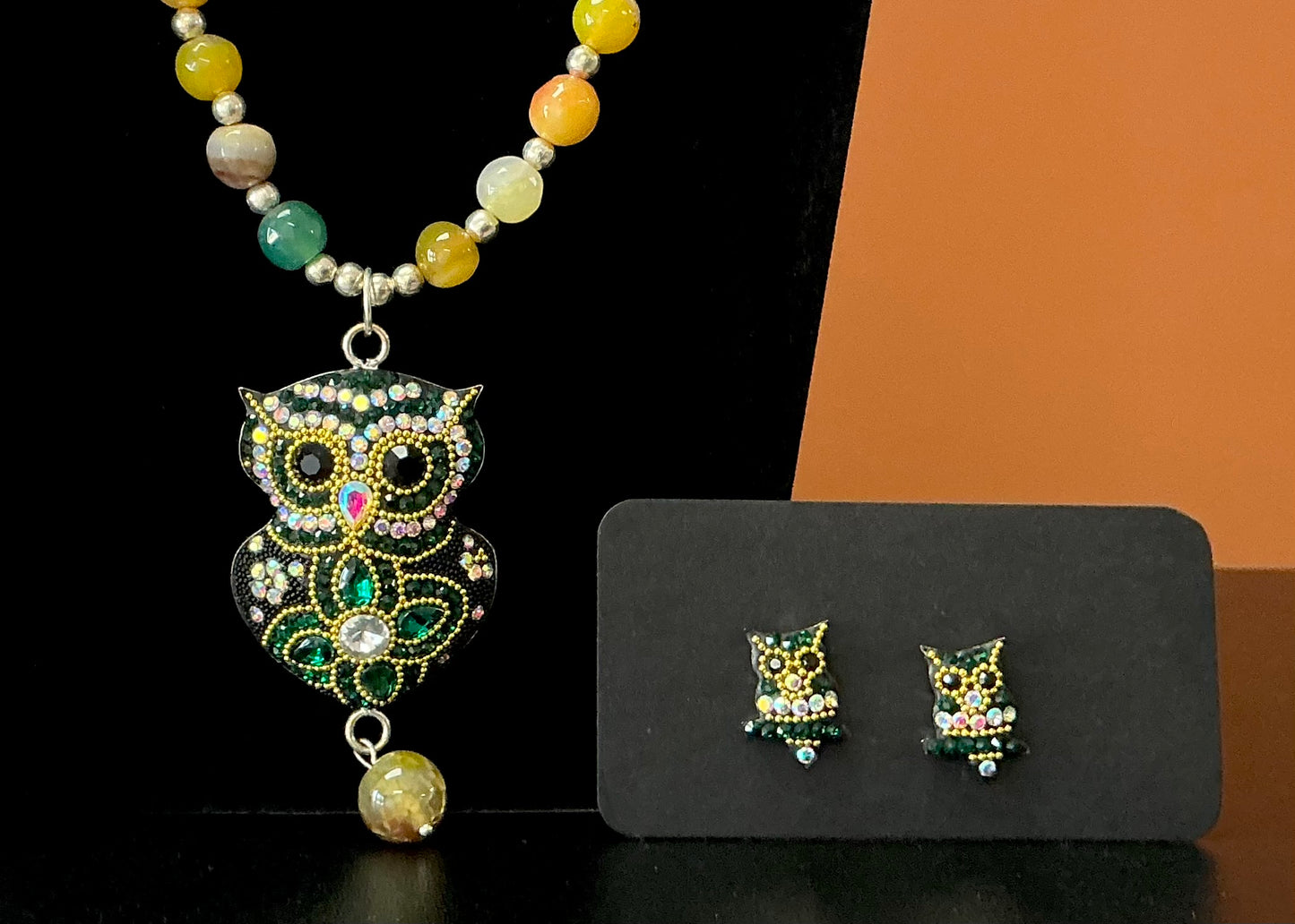 Statement Necklace & Earrings - Green