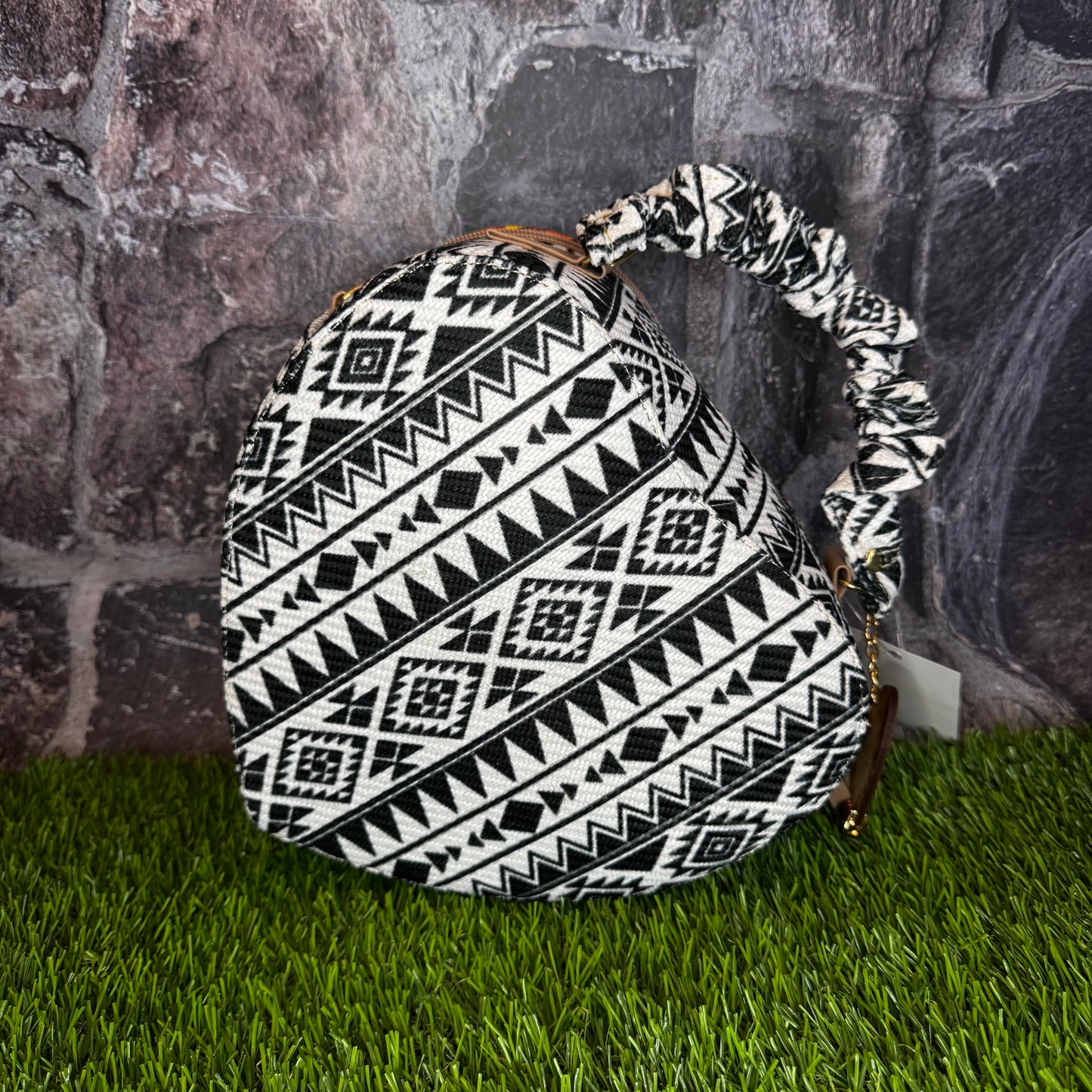 Artesanal Yute Handbag, Corazon Frida