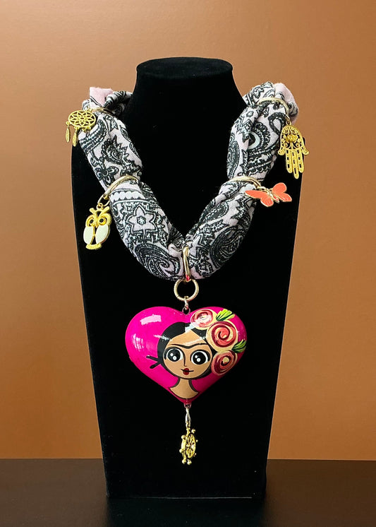 Bandana Corazón Necklace - Pink