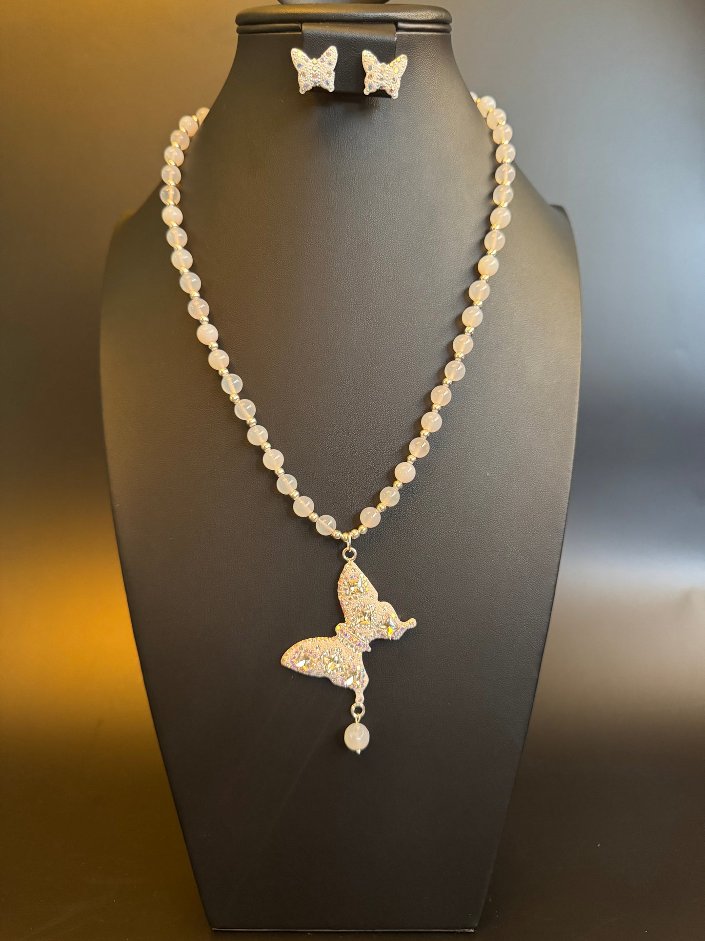 Mariposa Statement Necklace & Earrings - Blanco