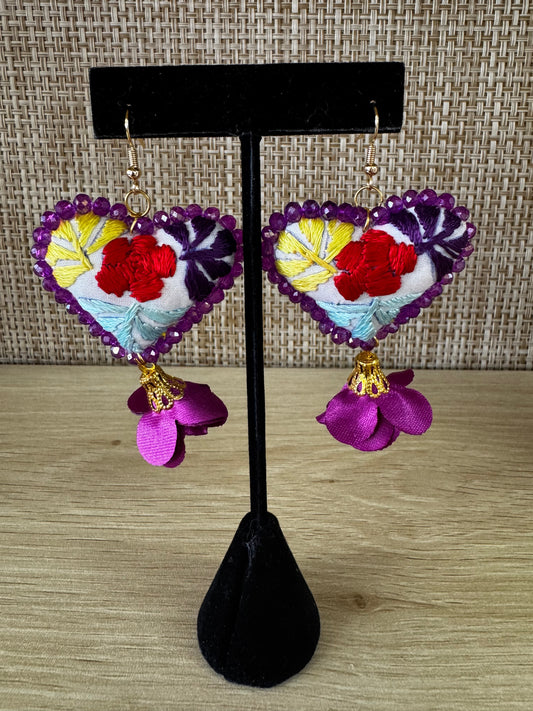 Noche de Baile Corazón Earrings