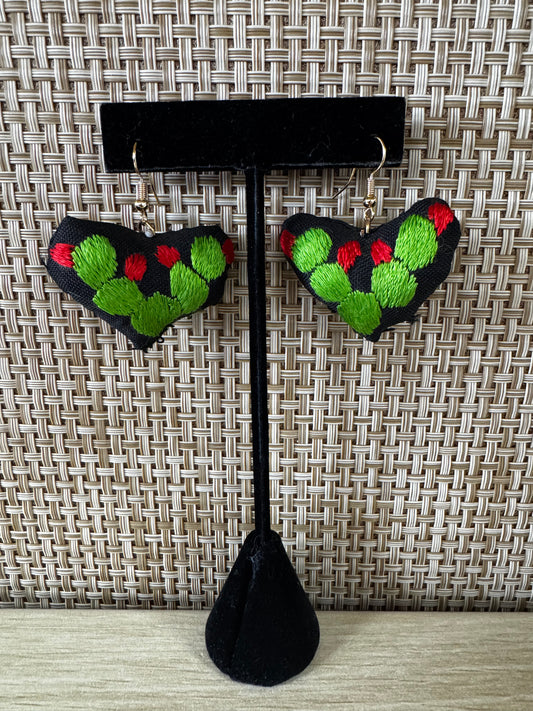 Nopalito Corazón Earrings