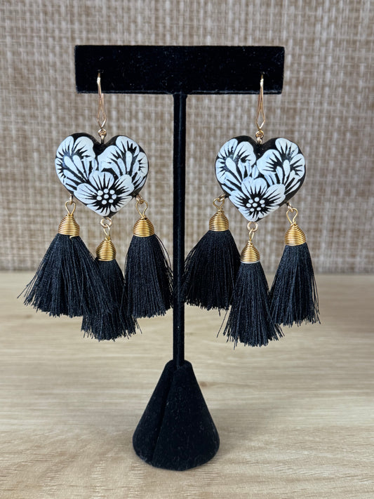 Black & White Corazón Tassel Statement Earrings