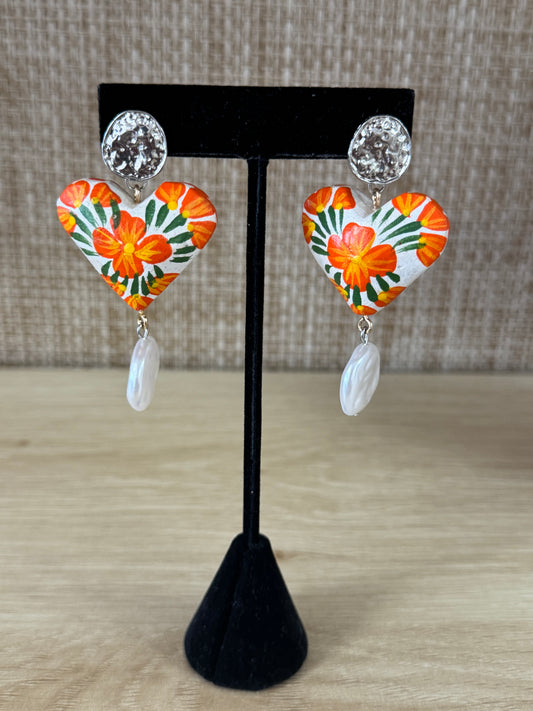 Flor de Sol Corazón Statement Earrings