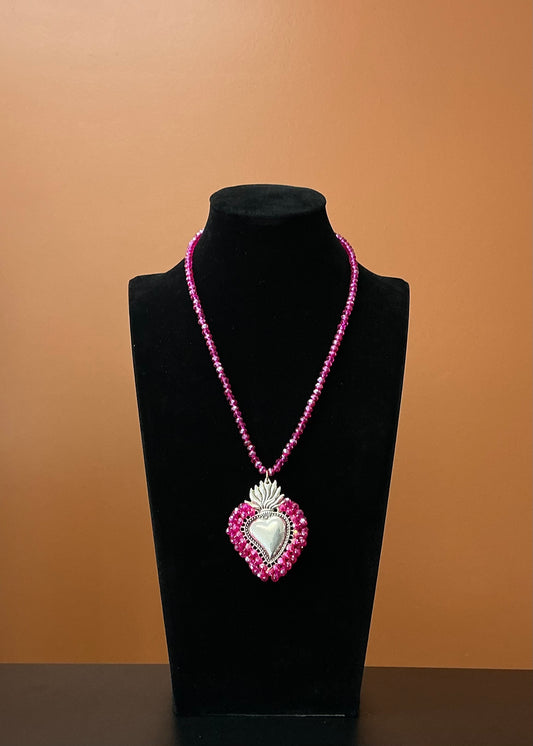 Corazón Sagrado Necklace - Pink