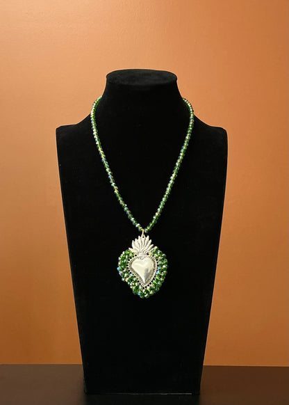 Corazón Sagrado Necklace - Dark Green