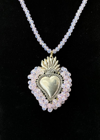 Corazón Sagrado Necklace - Light Pink