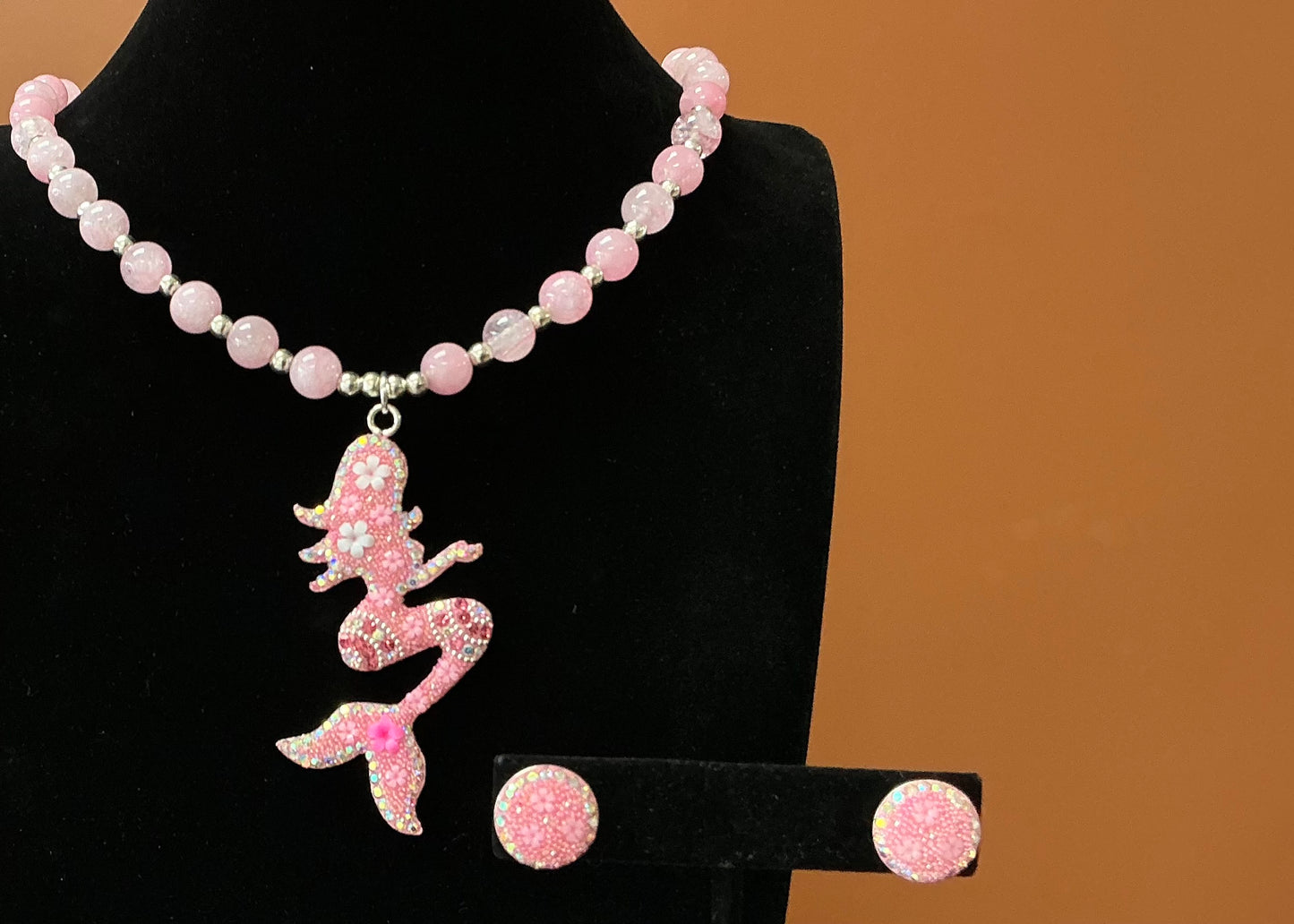 Sirena Necklace & Earrings - Pink