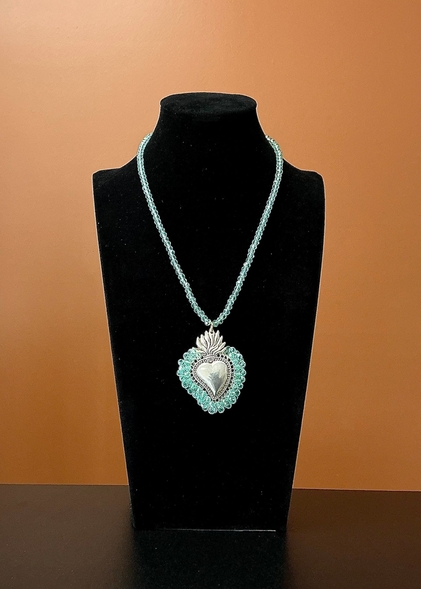 Corazón Sagrado Necklace - Light blue