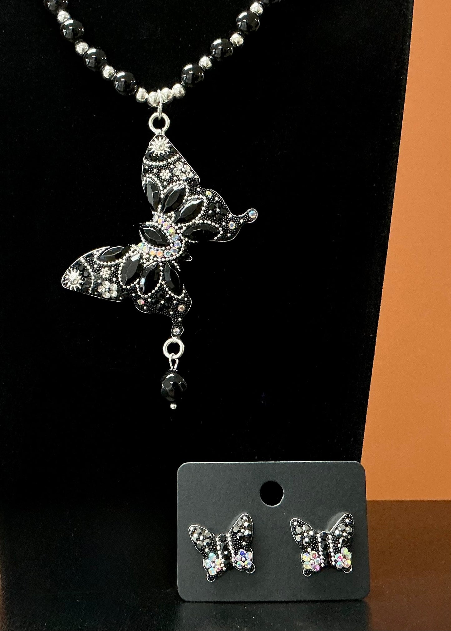 Mariposa Statement Necklace & Earrings- Black
