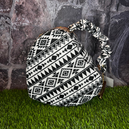 Artesanal Yute Handbag, Corazon Frida