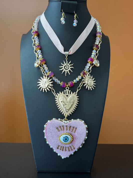 Corazon y Ojo Necklace Set - Pink