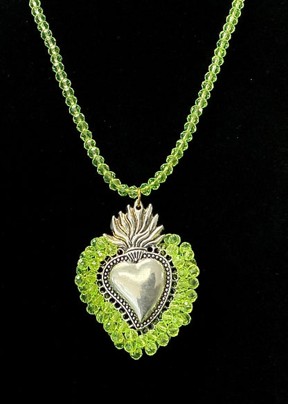 Corazón Sagrado Necklace - Light Green