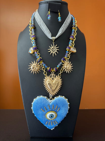 Corazon y Ojo Necklace Set - Light Blue