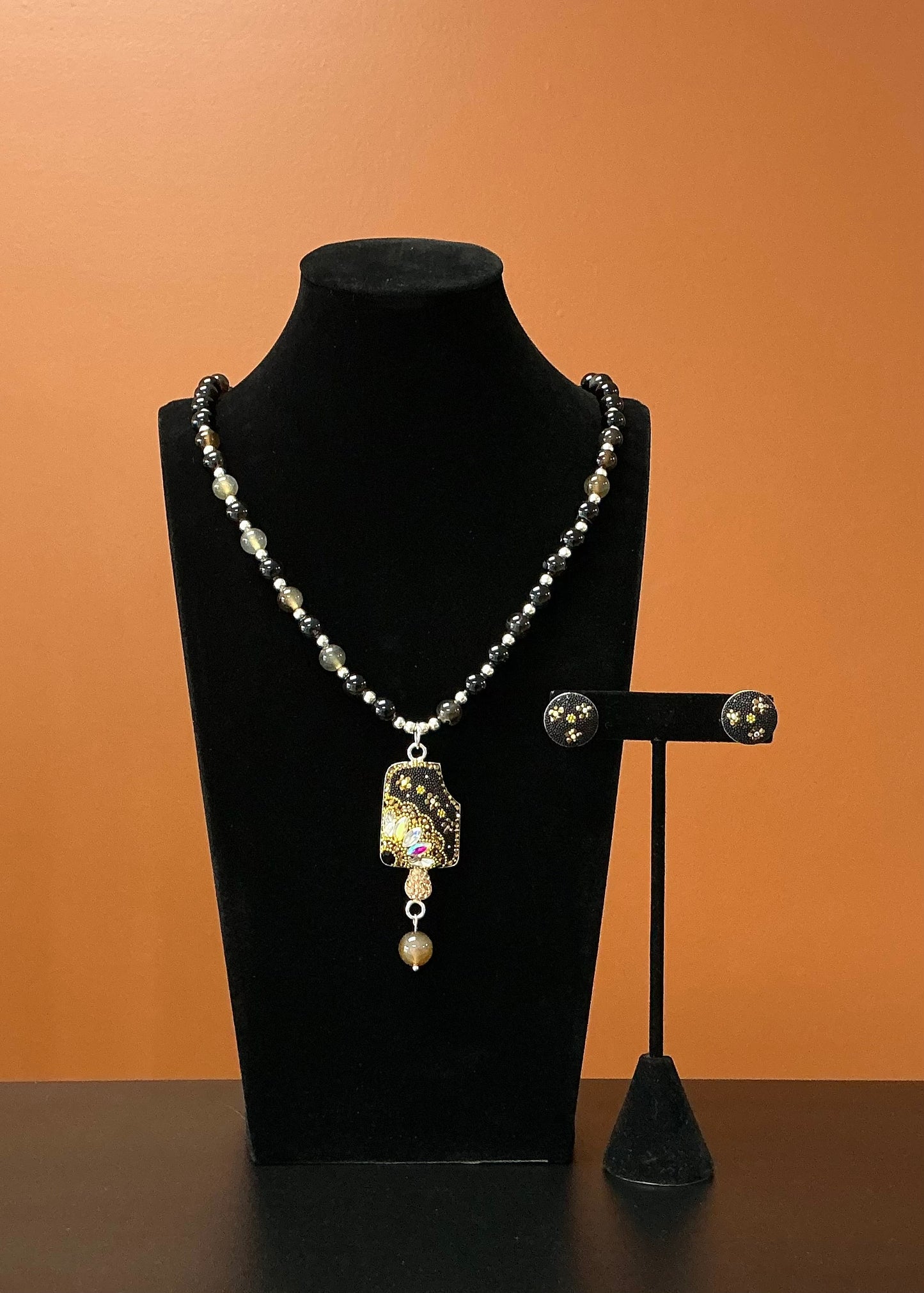 Paleta Necklace & Earring Set