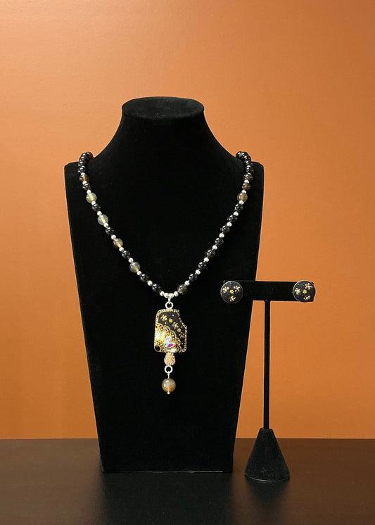 Paleta Necklace & Earring Set