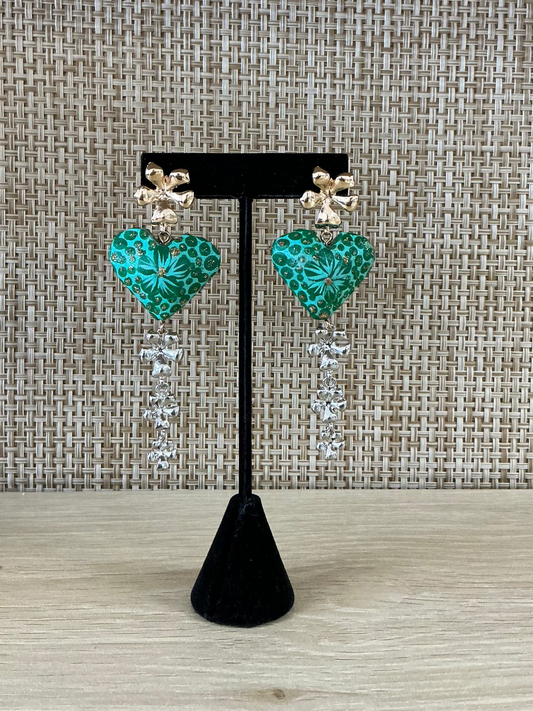 Mixed Metals Corazón Earrings