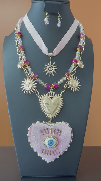 Corazon y Ojo Necklace Set - Pink